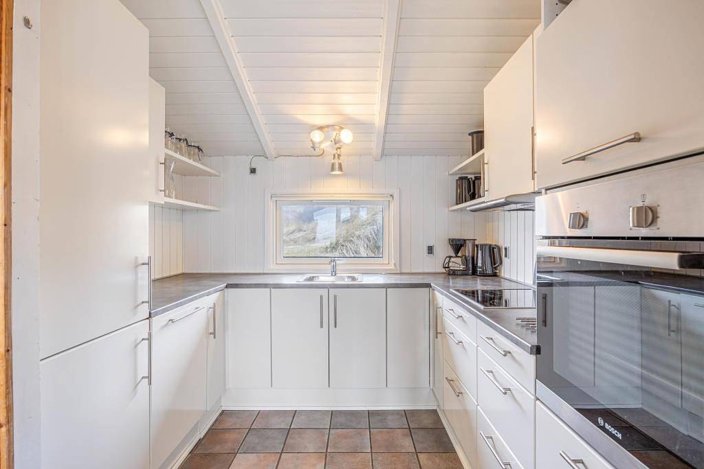 Ferienhaus mit Fjordblick und Aktivitätsraum in Nørre Lyngvig, Hvide Sande