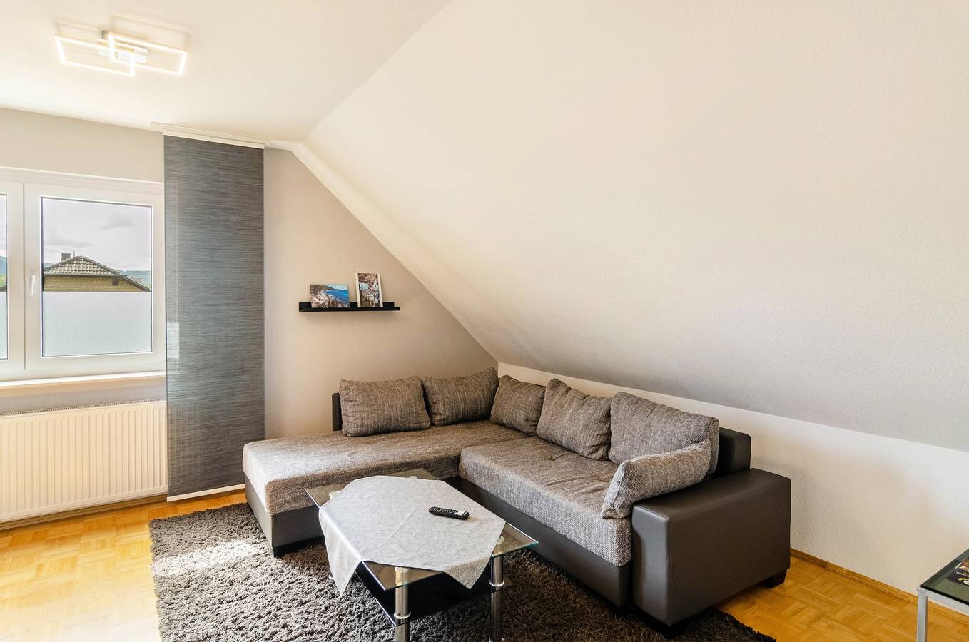 Appartamento intero, Appartamento 'An Der Ohme' con giardino privato, balcone e Wi-Fi in Warburg, Circondario di Höxter