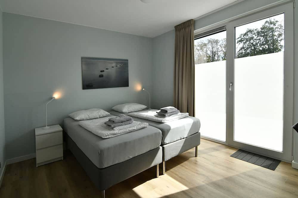 Luxusvilla mit gratis 4 E-Bikes, Ladestation, Bbq, Trampolin, am Veerse Meer. in Kamperland, Walcheren