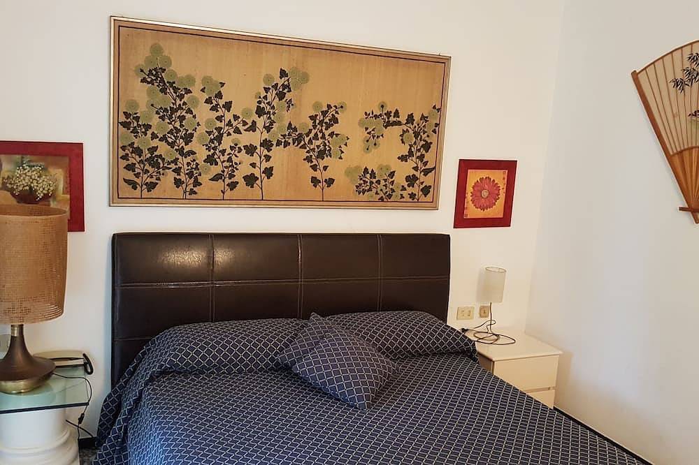 Ganze Wohnung, Exklusive Wohnung in einem Wohngebiet in der Nähe der Strände 6 Betten Parkplatz in San Remo, Sanremo Gemeinde