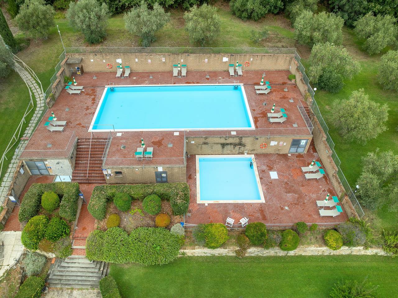 Hel leilighet, Apartment 'Papavero' with Shared Pool, Wi-Fi and Air Conditioning in Santa Luce, Etruscan Coast
