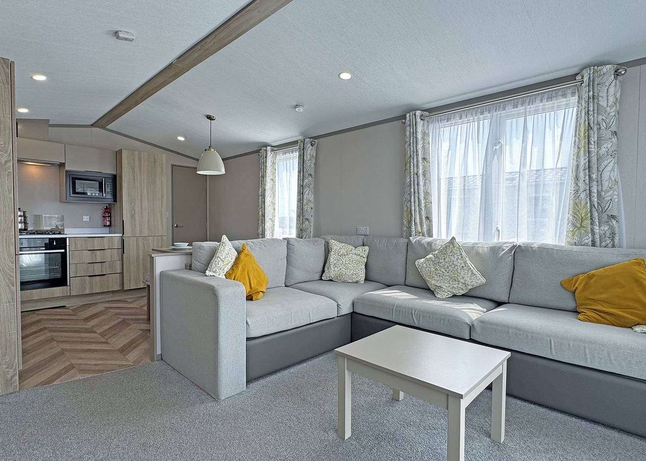Glamping for 8 People in Chapel St. Leonards, Lincolnshire