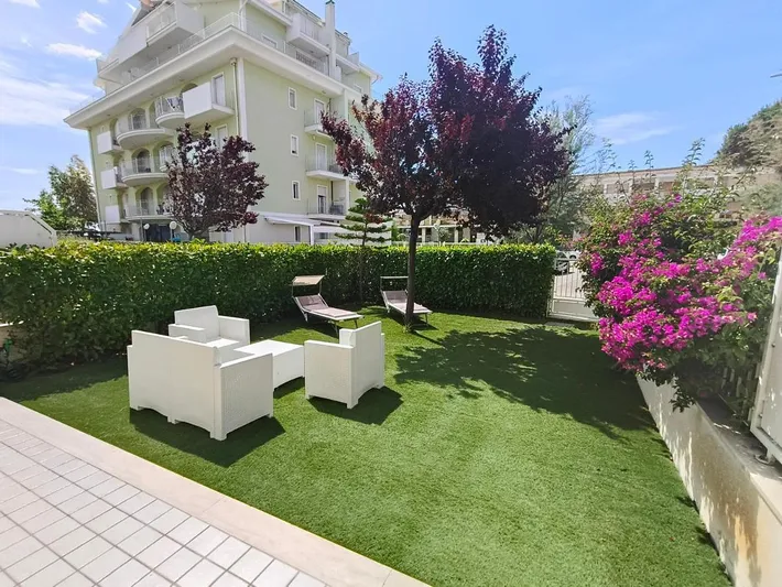 Ferienwohnung für 4 Personen, mit Garten - 1