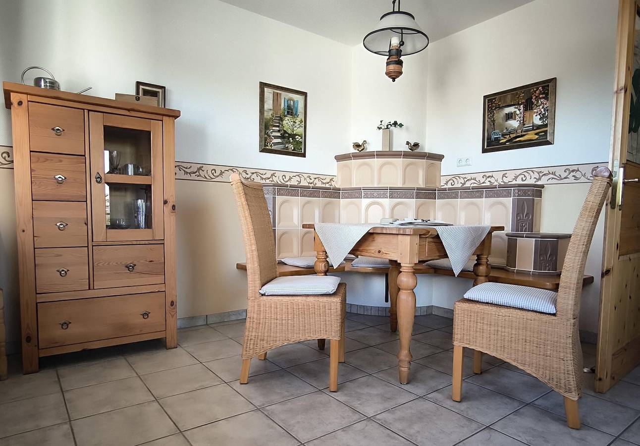 Ganze Ferienwohnung, Ferienwohnungen Haus Marianne in Osteifel