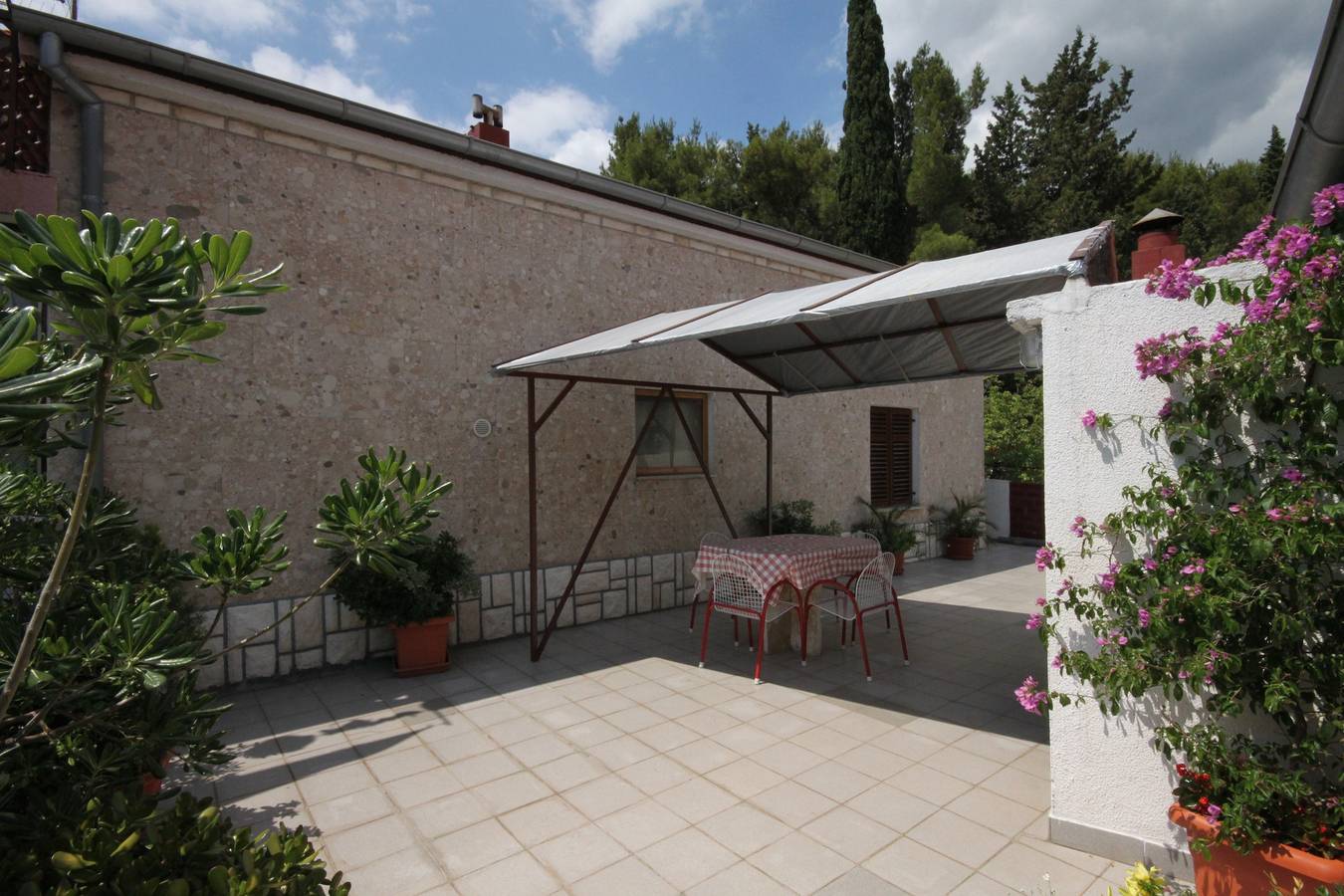 Entire apartment, Two bedroom apartment with terrace and sea view Starigrad, Paklenica A-6585-a in Starigrad Paklenica, Starigrad