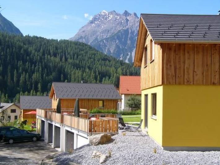 Ferienpark für 2 Personen, mit Terrasse und Garten in der Schweiz