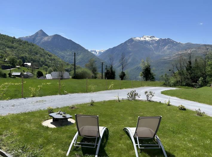 Location de vacances pour 4 personnes, avec jardin à Artalens-Souin