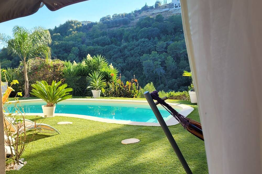 Villa sur les collines niçoises in Colomars, Côte méditerranéenne (France)