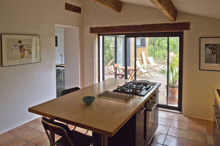 Gîte pour 7 personnes, avec jardin et piscine à Issirac - 4