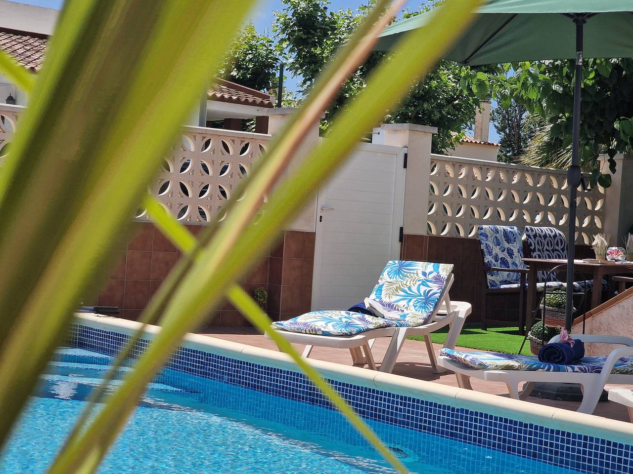 "Trini“@Marisol: 380m zum Strand, Privat-Pool, A/C, Wifi, Hundestrand in Riumar, Delta de l'Ebre