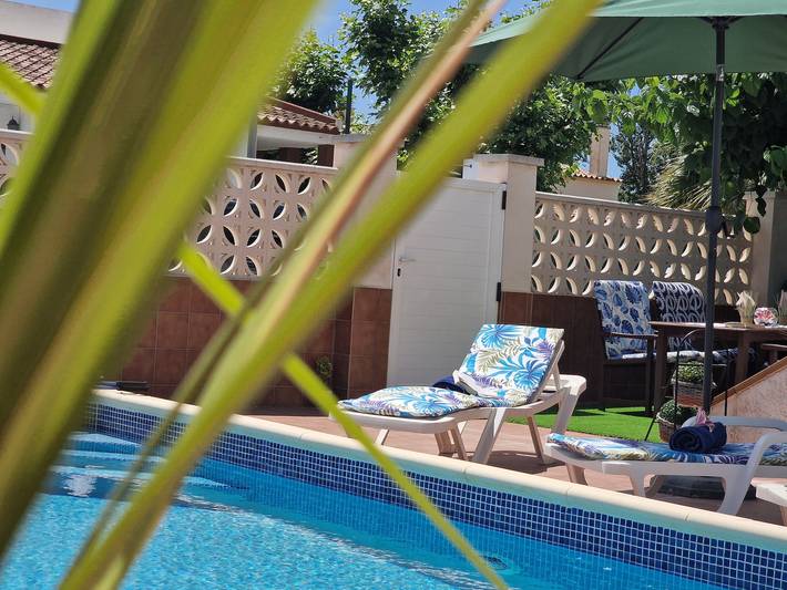 Ferienhaus für 4 Personen, mit Terrasse und Garten in Riumar - 2