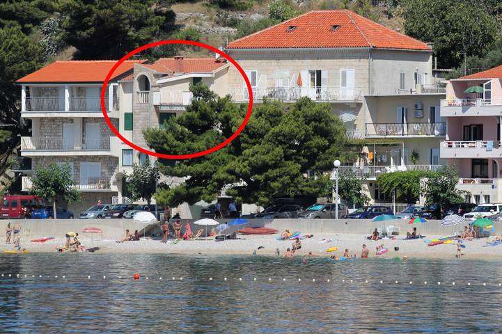 Ganze Wohnung, 2-Zimmer-Ferienwohnung am Strand Podgora, Makarska -a in Podgora, Makarska Riviera