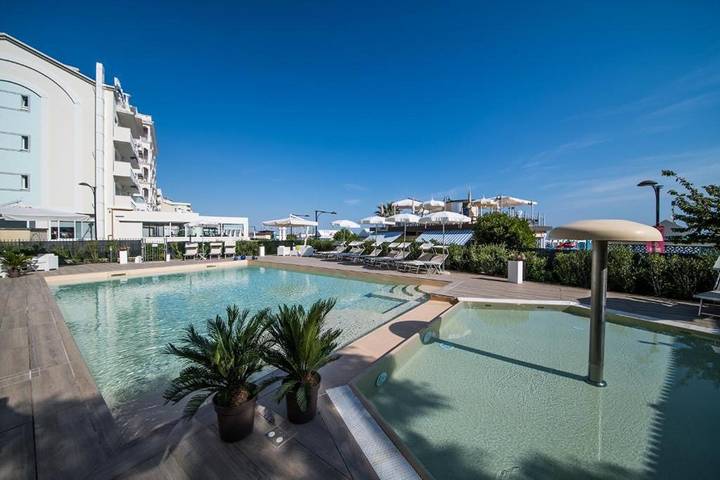 Appartamento intero, Appartamenti Dietro L'Angolo Iris –  accessibile con terrazza e relax in Cattolica, Provincia di Rimini