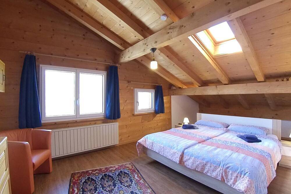 Ferienhaus für 11 Gäste mit 170m² in Pany in Luzein, Plessur Alpen