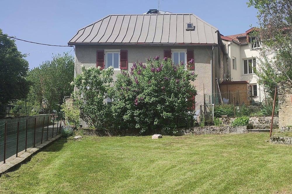 La Petite Maison in Avignon-lès-Saint-Claude, Regionaler Naturpark Hochjura