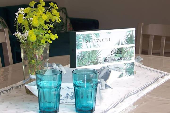 Location de vacances pour 6 personnes, avec vue et jardin à Cahagnolles