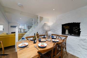 Holiday Rental for 8 People in St. Ives, Cornwall, Photo 1