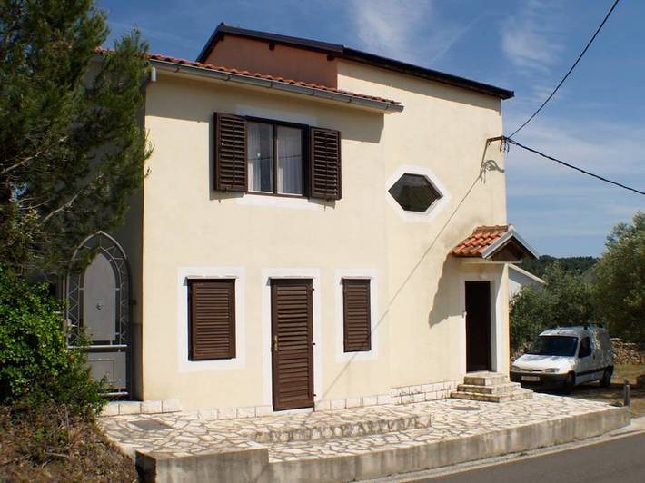 Smještaj za odmor za 8 osoba, s Terasa u Zemunik (Zadarska regija)