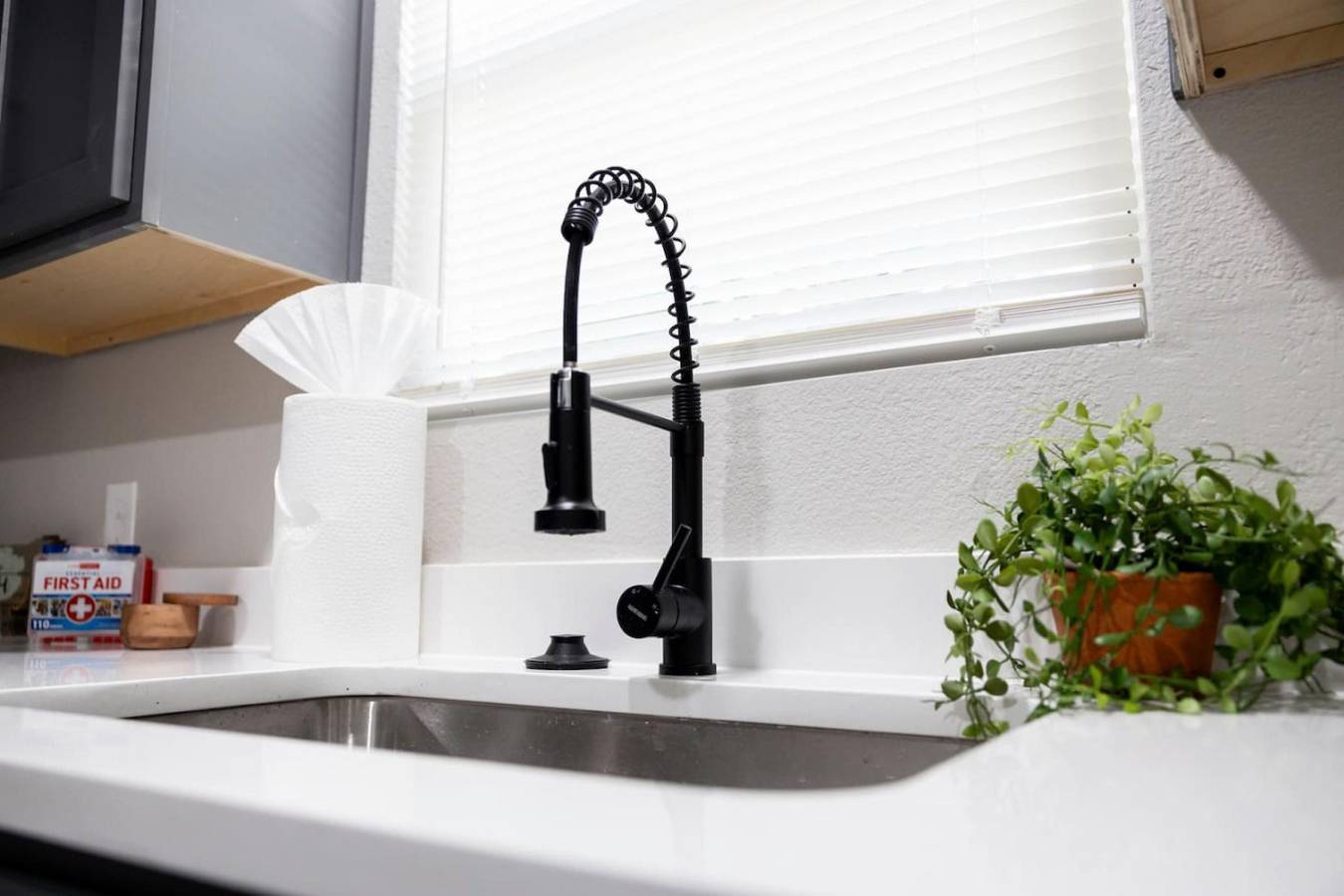 Lux Modern Getaway | At&T Stadium Views | King Bed in Arlington, Tarrant County