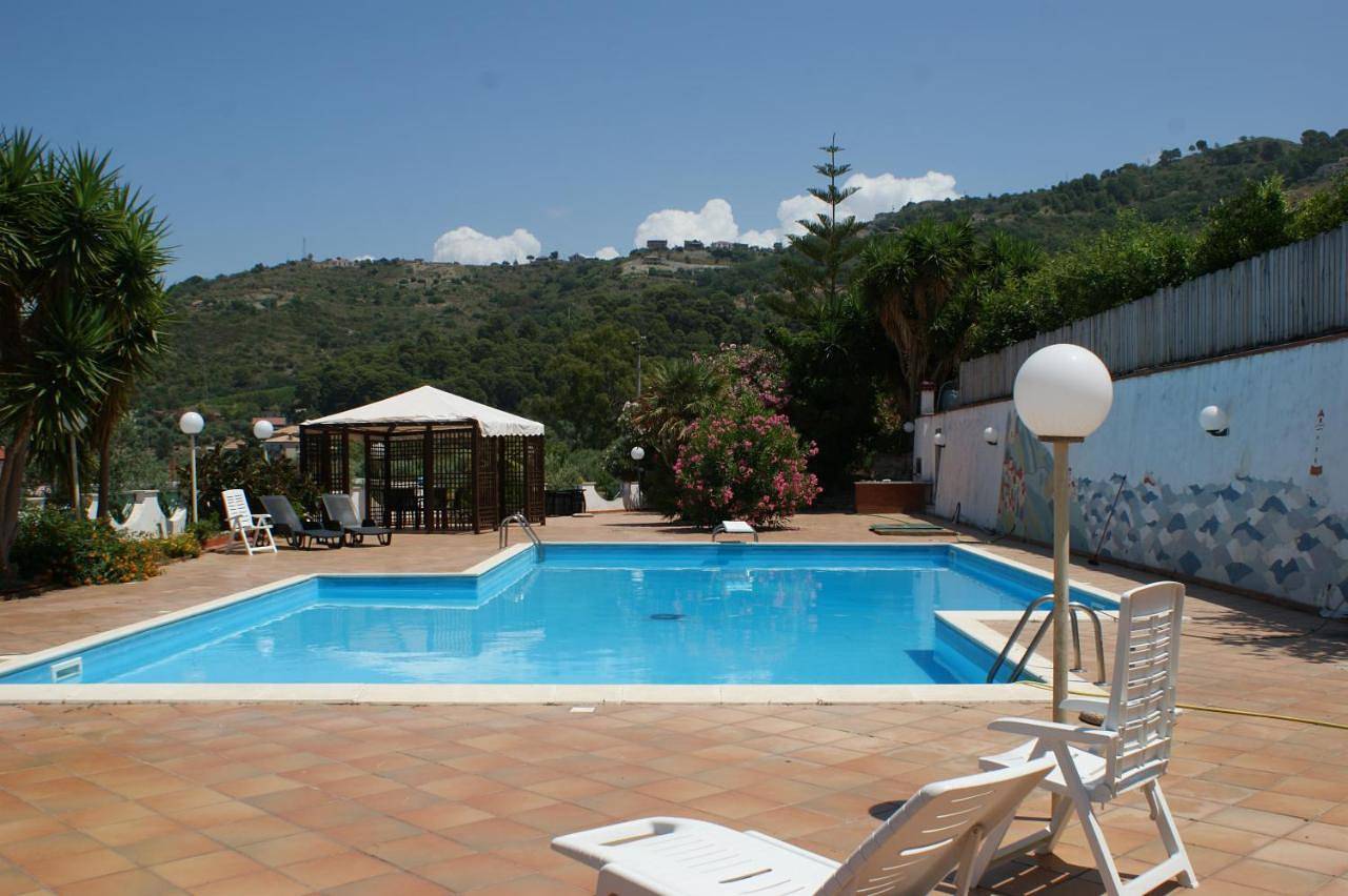 Cilento Villa Panoramica Piscina Privata 8 Persone in Santa Maria di Castellabate, Castellabate