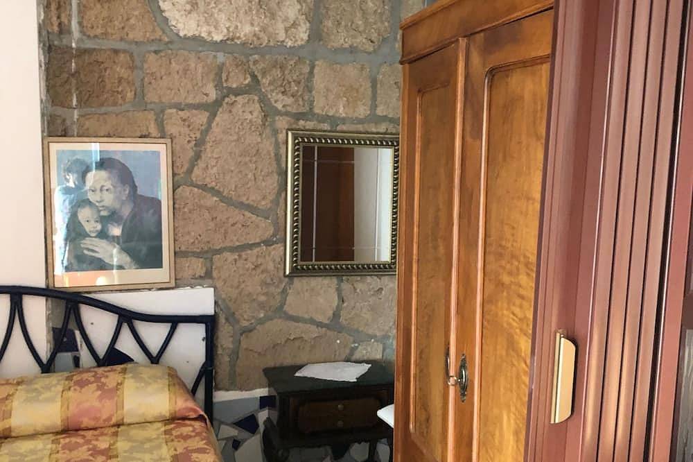 Ganze Wohnung, Relaxation and privacy in park 1km from archaeological zone. in Licinella - Torre di Paestum, Cilento