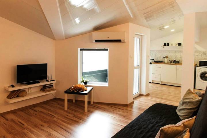 Ferienwohnung für 2 Personen, mit Ausblick und Balkon - 1