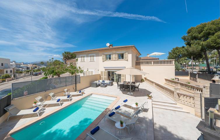 Finca mit Hund für 8 Personen, mit Terrasse und Garten, mit Haustier in Playa de Muro
