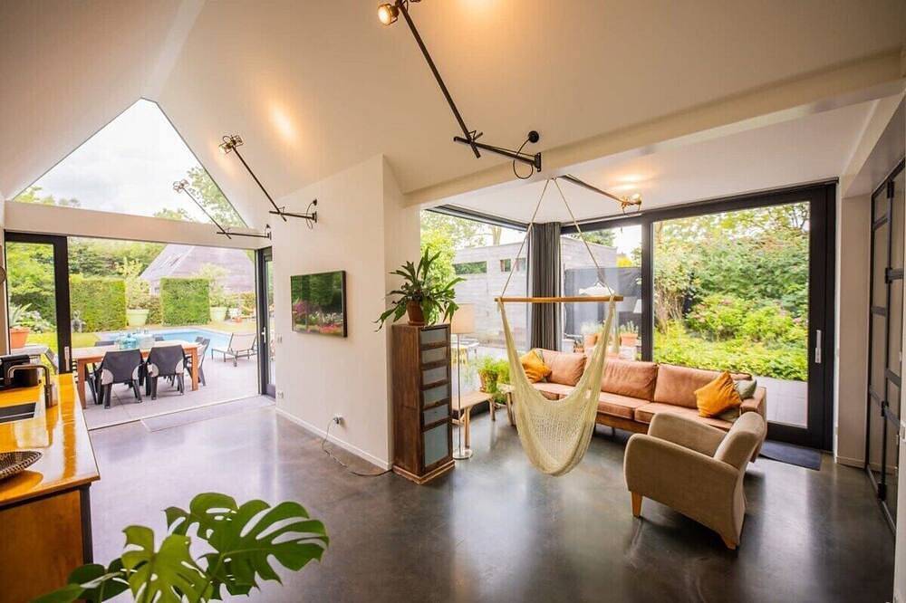 Fabulous 4 Bedroom Villa (Ks-10) in Eindhoven, Brabante Septentrional