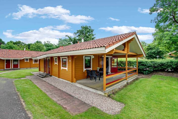 Chalet voor 4 personen, met terras en tuin in Hardenberg