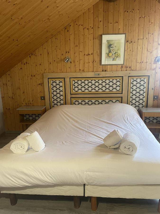 Hôtel pour 2 personnes, avec piscine à La Balme-de-Sillingy - 3