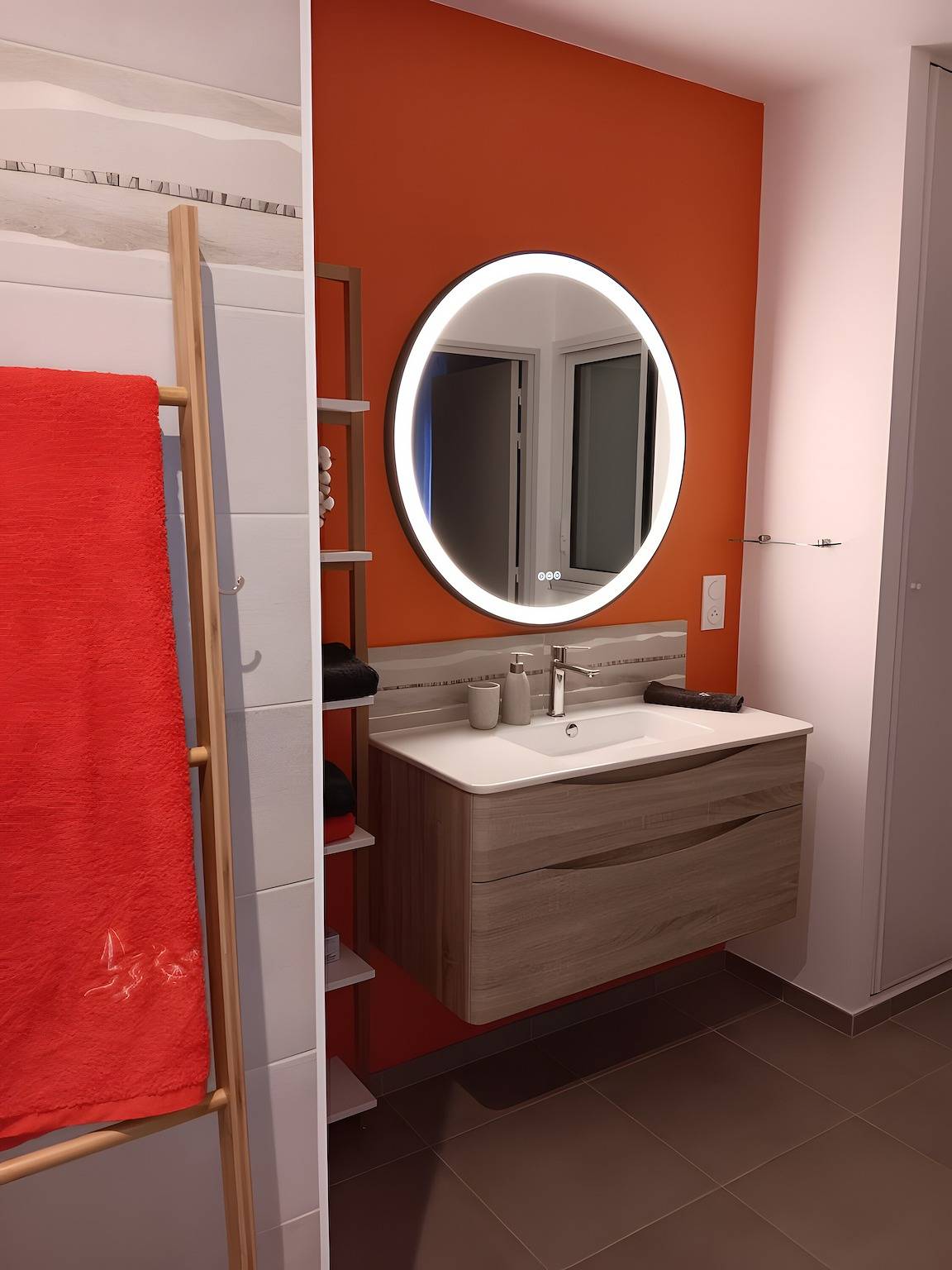 Chambre d'hôtes le 32 - chambre 2km de la plage in Fouesnant, Région de Quimper