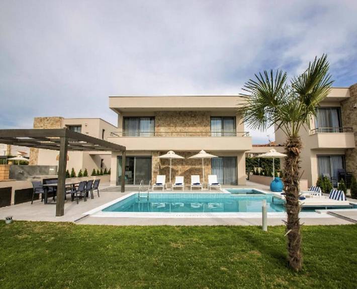 Ferienhaus für 6 Personen, mit Meerblick und Balkon sowie Terrasse und Garten