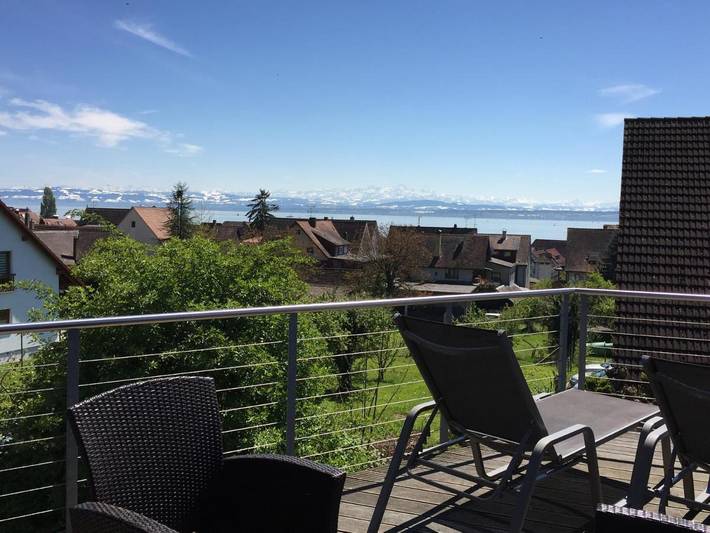 Ferienwohnung für 4 Personen, mit Balkon und Terrasse sowie Seeblick und Ausblick in Hagnau am Bodensee - 3