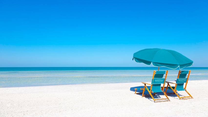 Vacation rental for 18 people, with balcony and ocean view as well as pool in Florida-30A