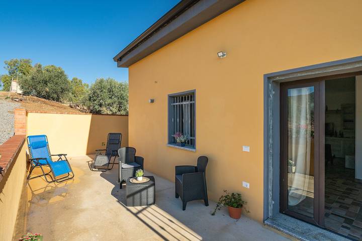 Habitación 'Camera - Pisicinirgas' con Vista a la Montaña, Wi-Fi y Aire Acondicionado in Villacidro, Medio Campidano