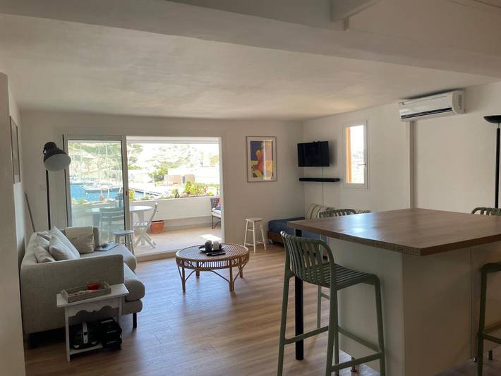 Gîte pour 6 personnes, avec balcon et vue dans Iles Du Frioul