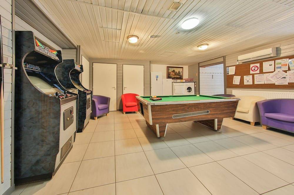 Villa Gentiane 15 pers with private swimming pool, covered and heated all year round in Saint-Amarin, Regionaler Naturpark Belchen der Vogesen