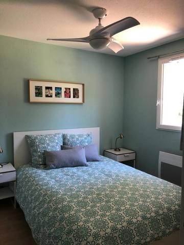 Gîte pour 6 personnes, avec jardin ainsi que vue et piscine à Castries