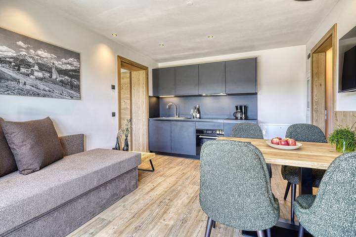 Entire apartment, Apartment "Latemar": Private Whirlpool, Finnish Sauna, Mountain View in Nova Ponente (Bolzano), Deutschnofen
