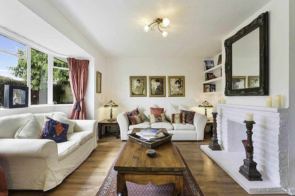 Glamping for 5 People in Chessington World of Adventures, Surrey