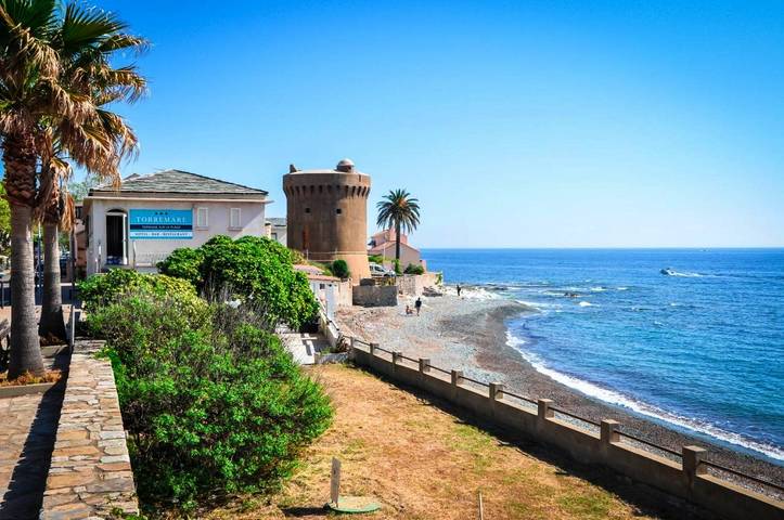 Hôtel pour 3 personnes, avec vue ainsi que terrasse et jardin dans Miomo - 3