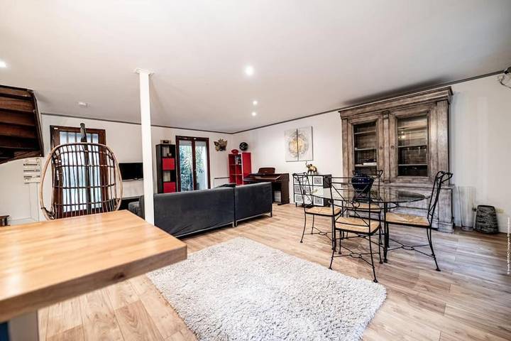 Location de vacances pour 10 personnes, avec terrasse à Pessac - 2