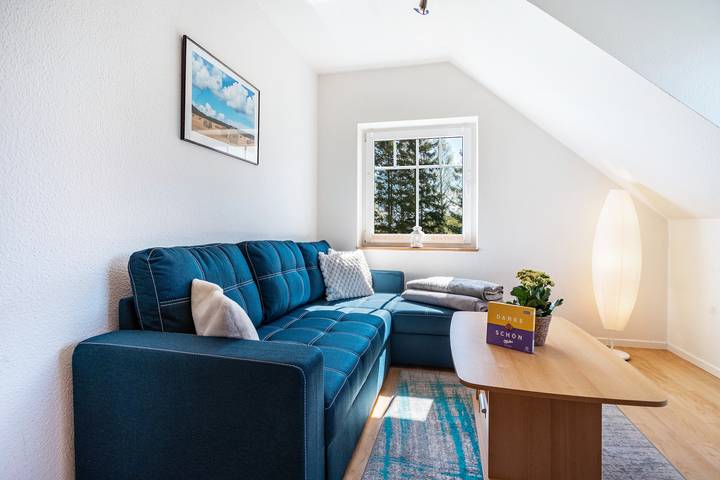 Ferienwohnung für 3 Personen, mit Garten und Seeblick in Groß Zicker - 2