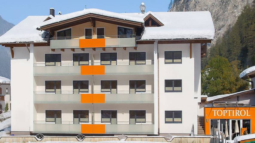 Ferienwohnung für 4 Personen, mit Sauna und Balkon sowie Pool und Whirlpool in Huben - 2