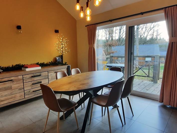Location de vacances pour 6 personnes, avec terrasse à Somme-Leuze - 3
