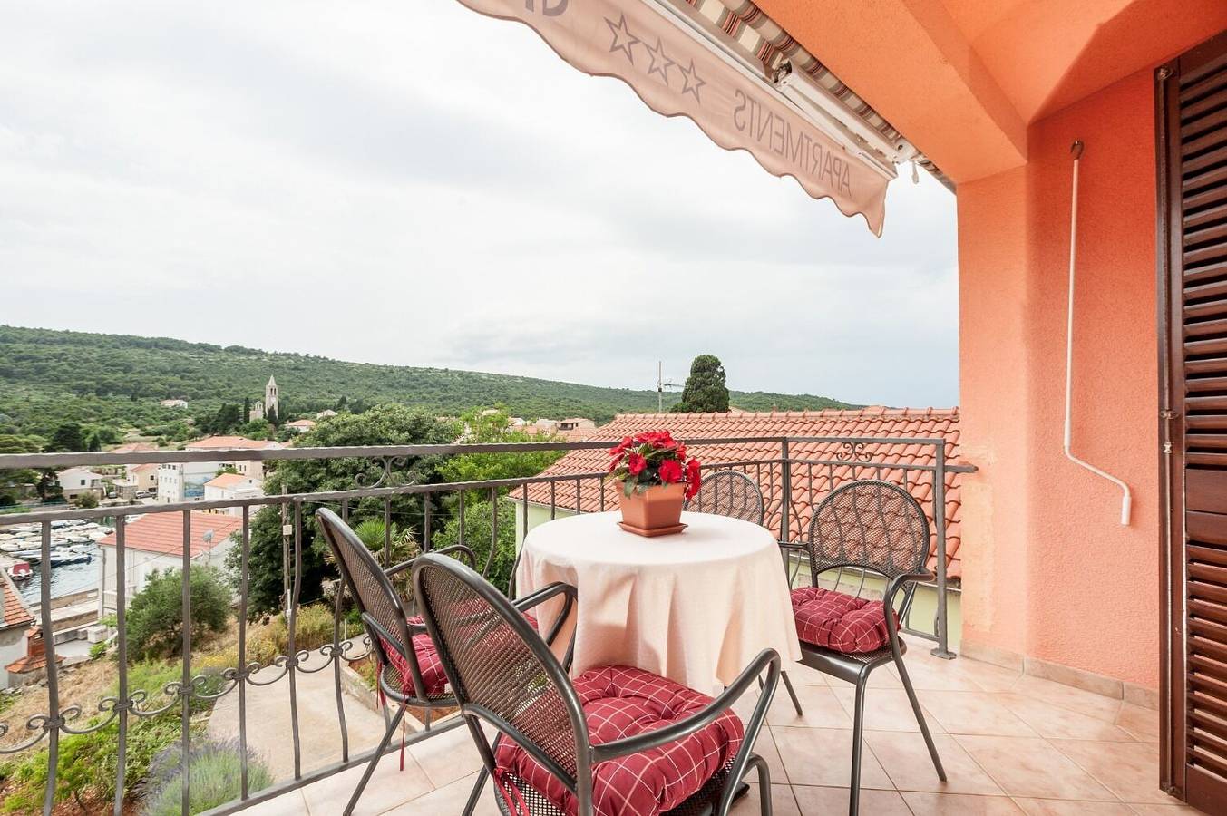 Ganze Wohnung, Apartment Ivan in Veli Rat, Dugi Otok
