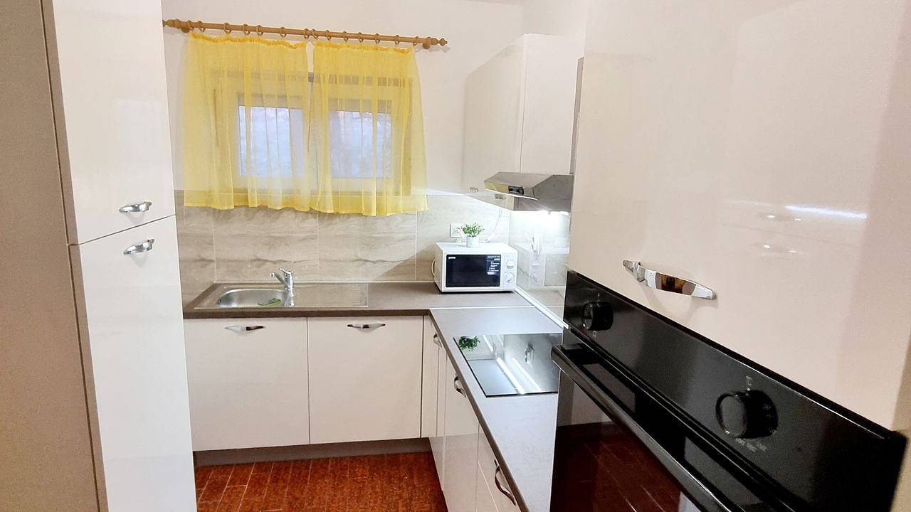 Ganze Ferienwohnung, Ferienwohnung für 10 Personen (90 m²) in Vlašići in Vlasici, Pag