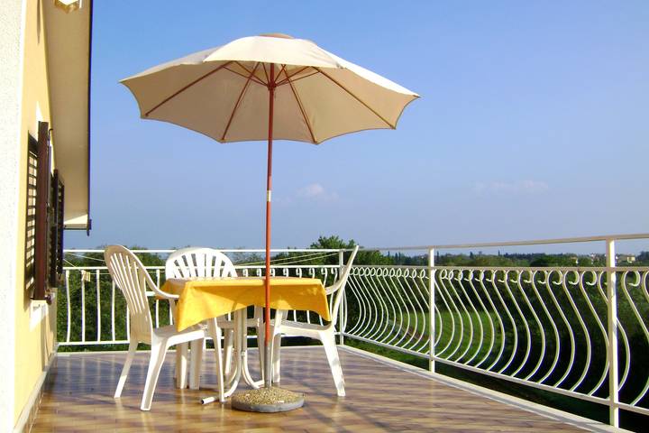Ferienwohnung für 3 Personen, mit Balkon/Terrasse in Umag und Umgebung