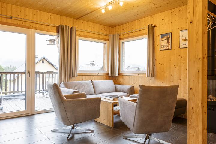 Ferienhaus für 8 Personen, mit Balkon und Terrasse sowie Garten und Sauna in Hohentauern