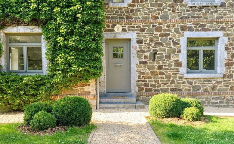 Gîte pour 6 personnes, avec vue et jardin dans Sohier